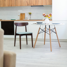 Фотография в интерьере товара Стул Роквелл, каркас из бука от компании ChiedoCover.