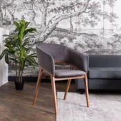 Фотография в интерьере товара Стул Тео, велюр Remy 85, светлый орех от компании ChiedoCover.