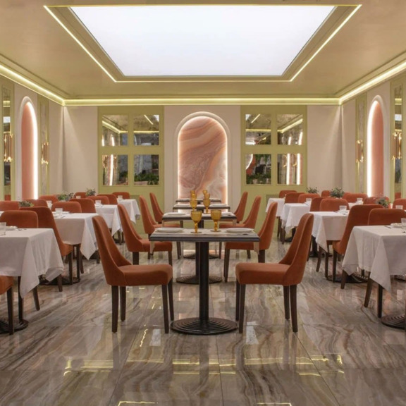 Фотография покупателя товара Премьер-отель Амакс  от компании ChiedoCover.