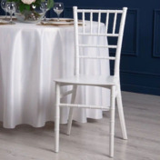 Фотография в интерьере товара Стул Кьявари Лайт пластиковый, белый от компании ChiedoCover.