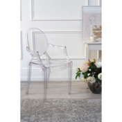 Фотография в интерьере товара Стул Луи Гост Прозрачный, пластиковый от компании ChiedoCover.