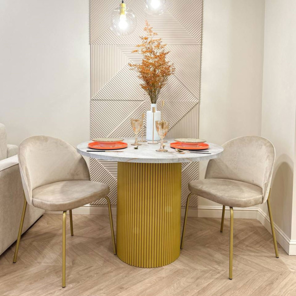 Фотография в интерьере товара Подстолье фуд-корт от компании ChiedoCover.