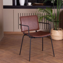 Фотография товара Стул Don, натуральная кожа, каркас черный муар 9005 от компании ChiedoCover.