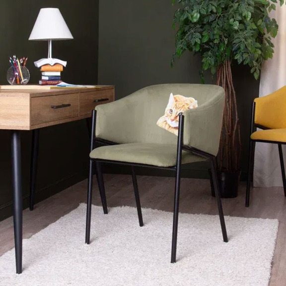 Фотография в интерьере товара Стул Vente, велюр Velutto 69, с логотипом, зеленый от компании ChiedoCover.