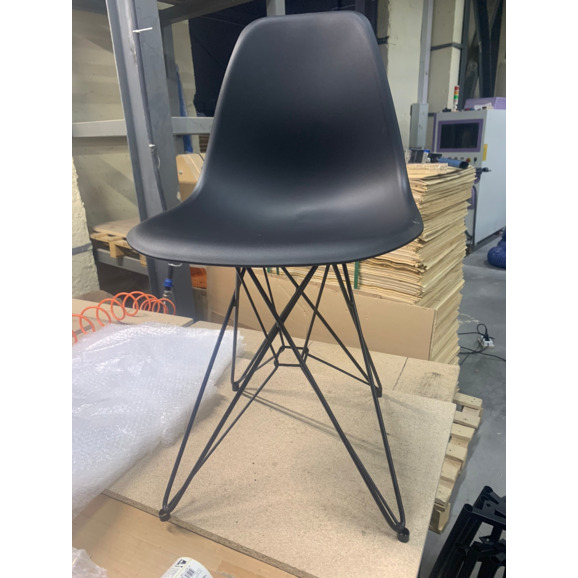 Стул Eames M ЧЁРНЫЙ - фото 6