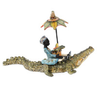 Настоящее фото товара Декоративная статуэтка Наездник на крокодиле, произведённого компанией ChiedoCover