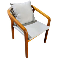 Настоящее фото товара Кресло деревянное с подушками Pablito, произведённого компанией ChiedoCover