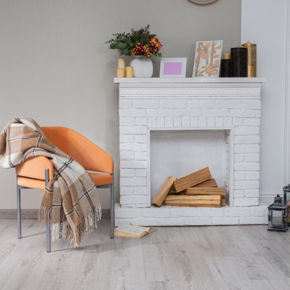 Фотография в интерьере товара Полукресло Gucci, велюр персиковый от компании ChiedoCover.