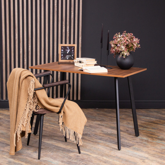 Фотография в интерьере товара Стол Ларсон, HPL Egger от компании ChiedoCover.