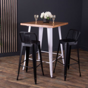 Фотография в интерьере товара Стол Tolix барный, массив сосны от компании ChiedoCover.