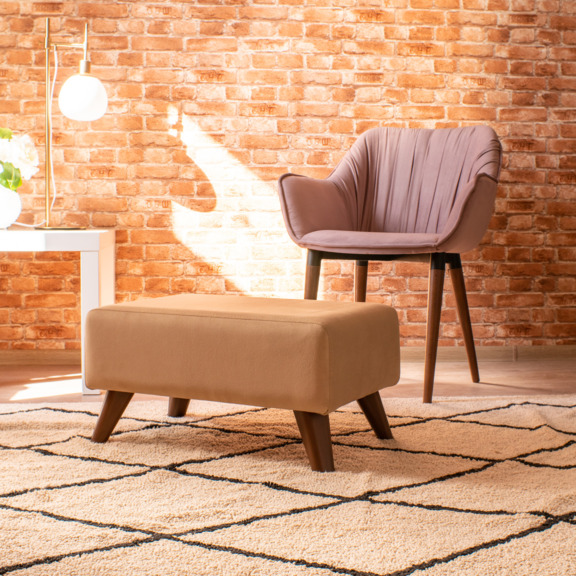 Фотография в интерьере товара Подставка для ног, велюр бежевый от компании ChiedoCover.