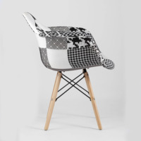 Кресло Eames DSW пэчворк черно-белое