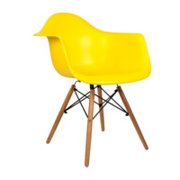 Настоящее фото товара Стул Eames DAW желтый для столовой общепита, произведённого компанией ChiedoCover