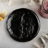 Настоящее фото товара Блюдо для подачи Орион, d=16 см, цвет чёрный, произведённого компанией ChiedoCover