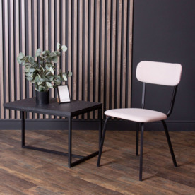 Фотография в интерьере товара Стул Хавал, ткань велюр Коннект 24, черный муар от компании ChiedoCover.