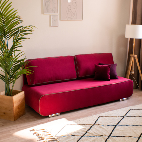 Фотография в интерьере товара Диван прямой Савит, вельвет бордо от компании ChiedoCover.