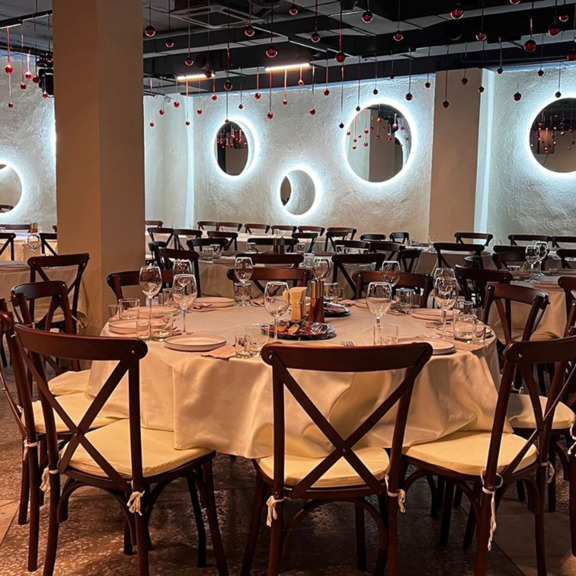 Фотография покупателя товара Стул Кроссбэк, морилка старинный орех от компании ChiedoCover.