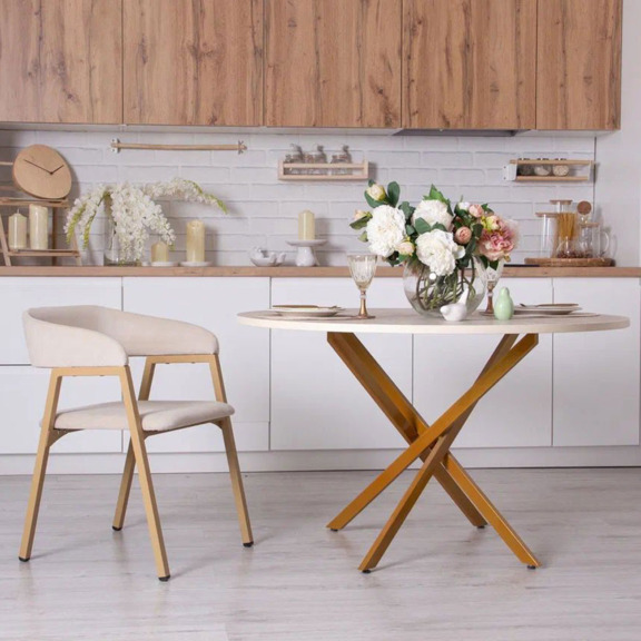 Фотография в интерьере товара Стул Prado, велюр Velutto 17, каркас золото муар от компании ChiedoCover.