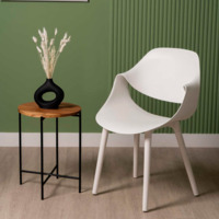 Фотография Стул Quill W, белый Фотография товара Стул Quill W, белый от компании ChiedoCover.