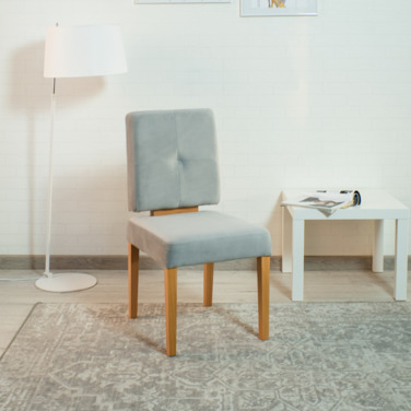 Фотография в интерьере товара Стул Амьен, велюр светлый серый, ножки лак от компании ChiedoCover.