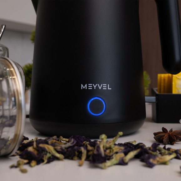 Электрический чайник Meyvel MKE-04T (Black) - фото 11