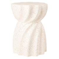 Настоящее фото товара Журнальный столик Urocu, белый, произведённого компанией ChiedoCover